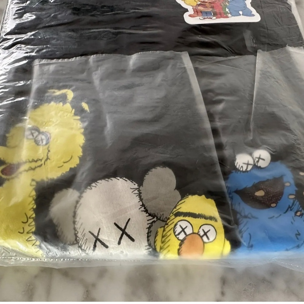 KAWS Sesame Street Tee ELMO BIGBIRD COOKIE MONSTER